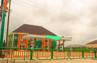 A MASSIVE  COMMERCIAL FILLING STATION FOR SALE AT LEKKI PHASE ONE.