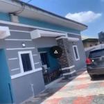 Building on a half plot of land, 6 units  of rooms and parlor flat, fence round.